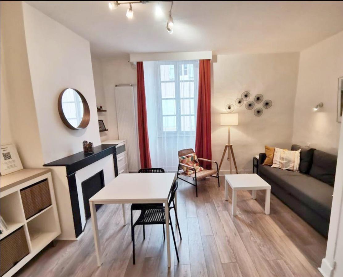 Anemone - Studio Tout Confort En Centre Ville Millau Eksteriør bilde